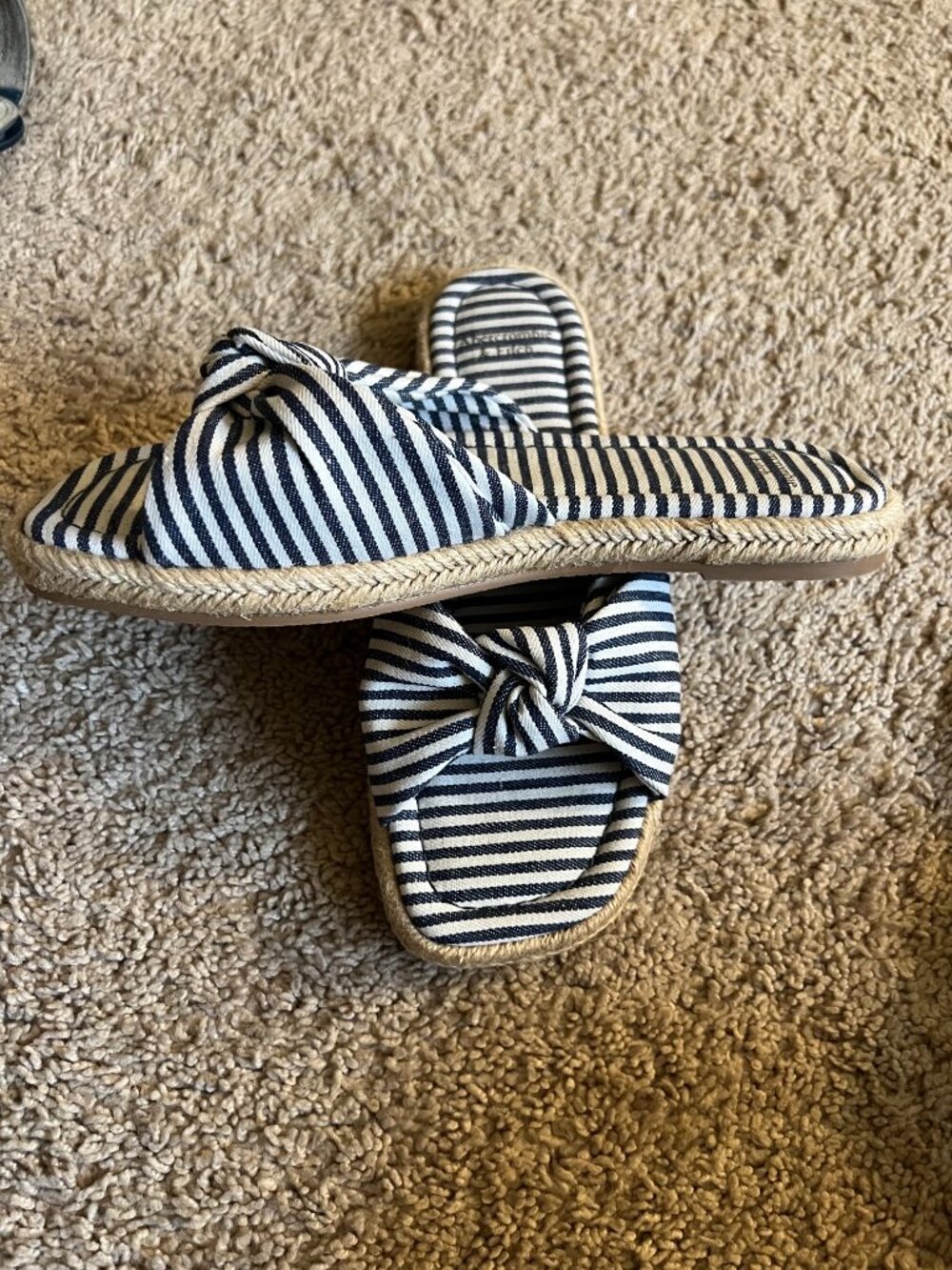 Abercrombie & Fit Striped Sandals